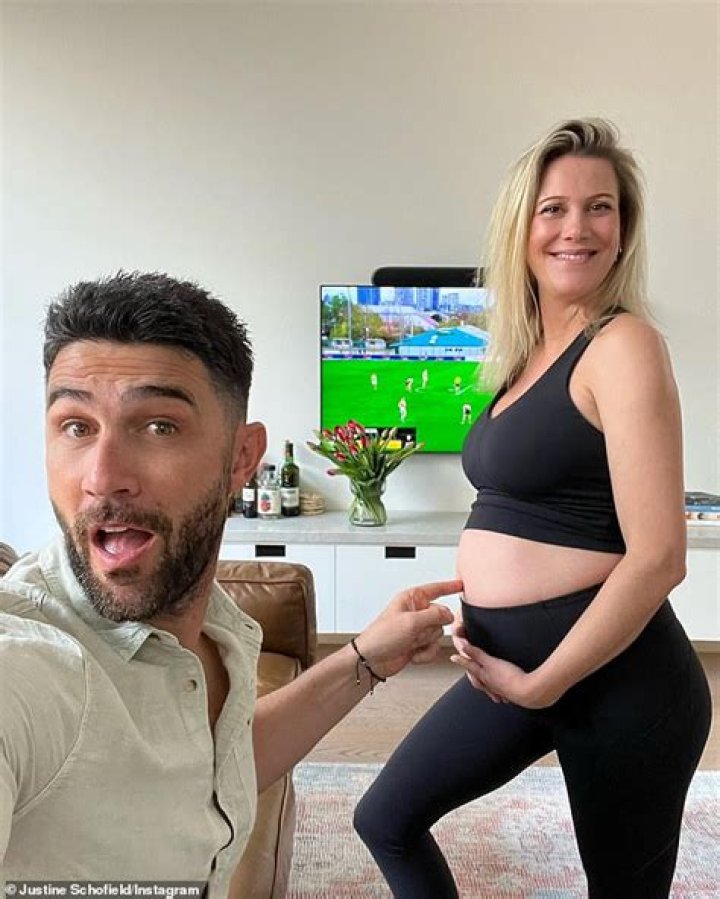 
Congratulations To Rugby Star Brent Staker As He Shares Pregnancy News With Justine Schofield 