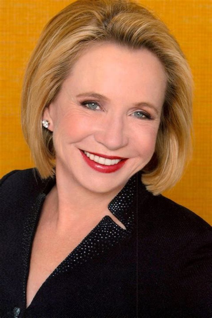 Debra Jo Rupp Height, Weight, Net Worth, Age, Birthday, Wikipedia, Who, Nationality, Biography