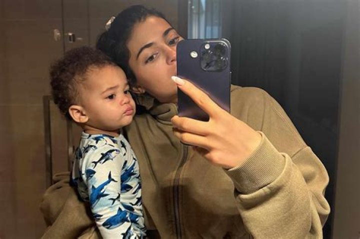 
Kylie Jenner Finally Reveals her Baby Boy’s Name with Travis Scott 