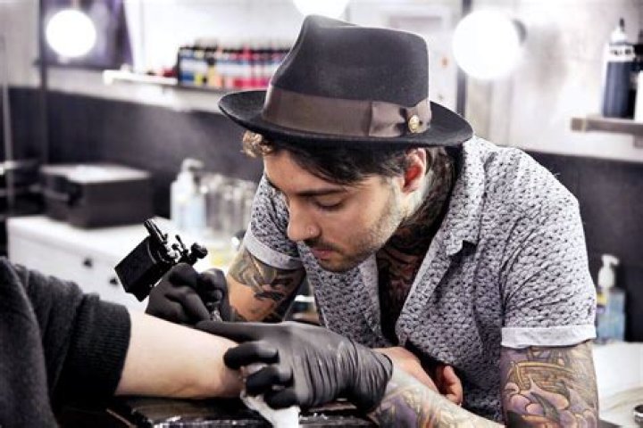 
Romeo Lacoste’s Biography: Tattoo, Scandal, Age, Net Worth 