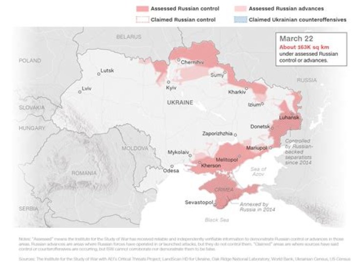 
Ukrainian Tiktoker Yelizaveta Lizzy Lysova is Viral As The Teen Documents Her Life During The Ukraine-Russia Conflict 