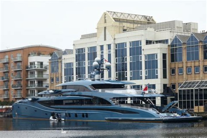 
Who Is The Owner Of Super Yacht “Phi” By Royal Huisman? Detained In London’s Canary Wharf 